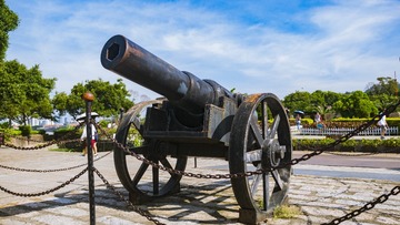 141332