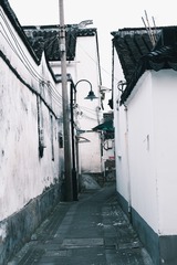 E7A37006-C13C-43CC-8DAB-6F344DE06FBC/L0/001