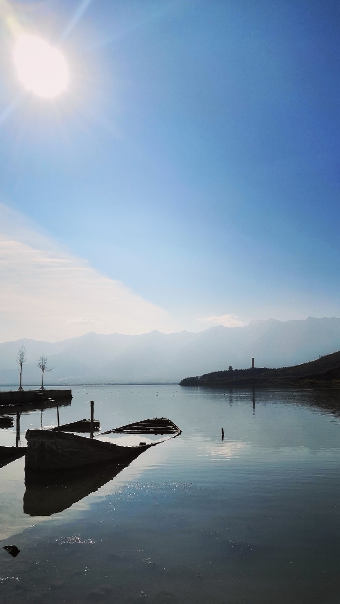 洱海月 - 云南天空 - 图虫