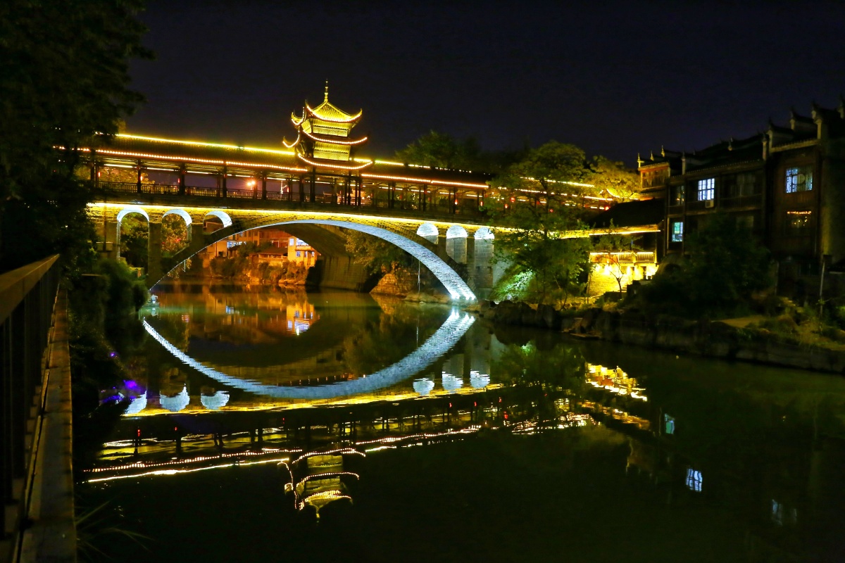 乾州古城夜景