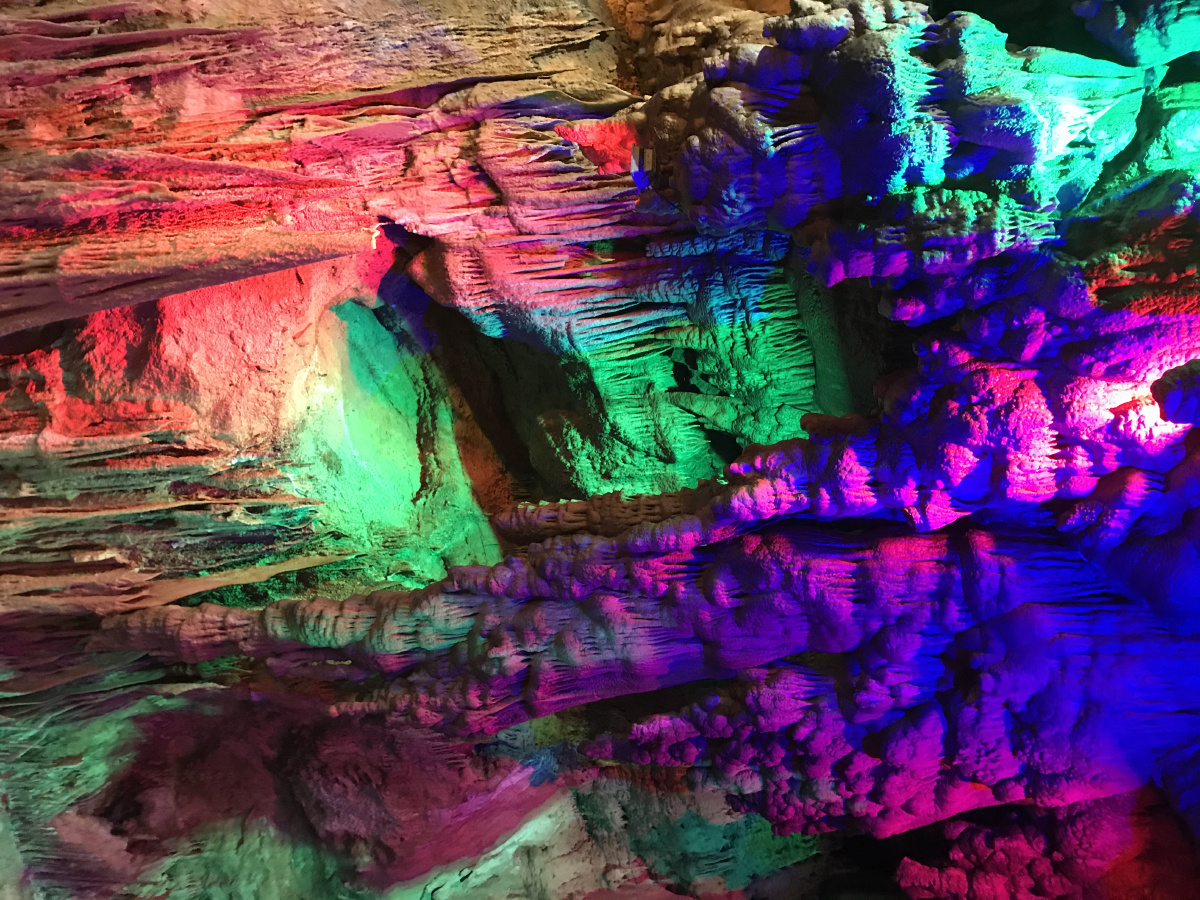 宜昌金狮洞景区