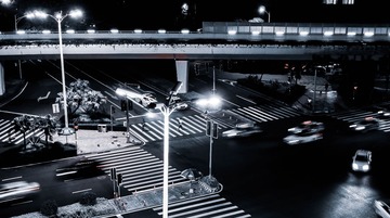 877233