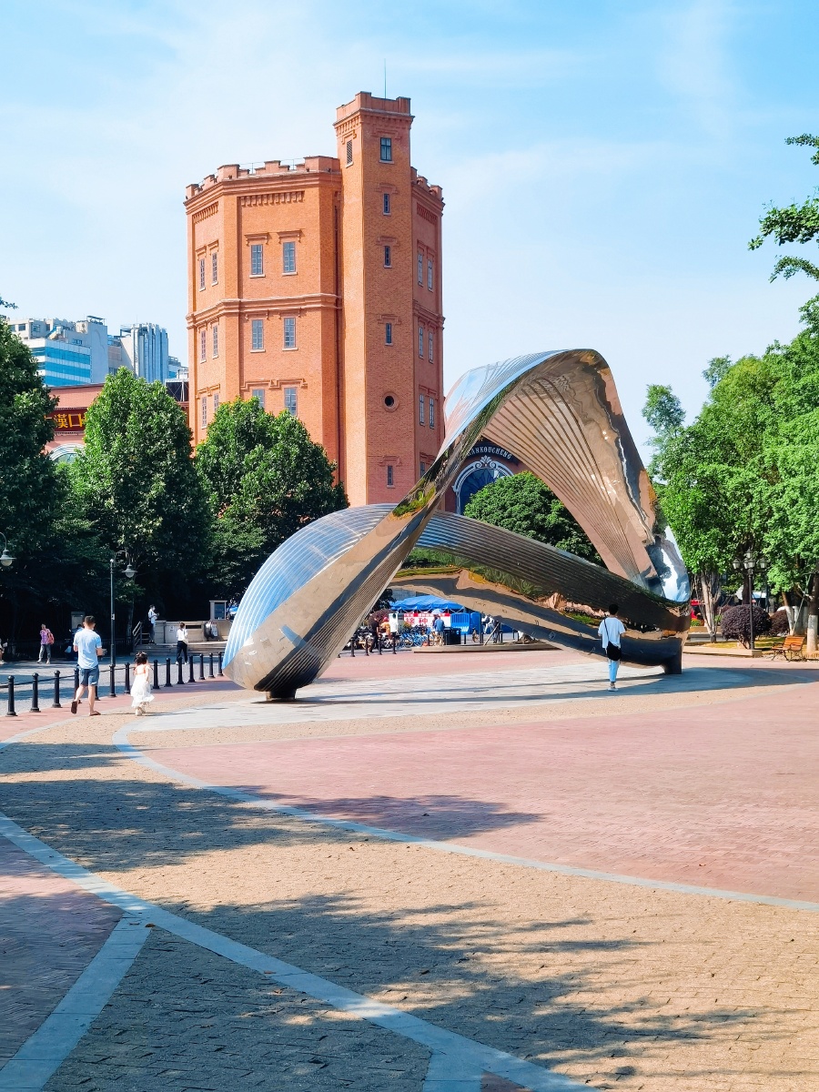 「#我的摄影日记」 「#今日份摄影」 江汉路步行街水塔美食街00