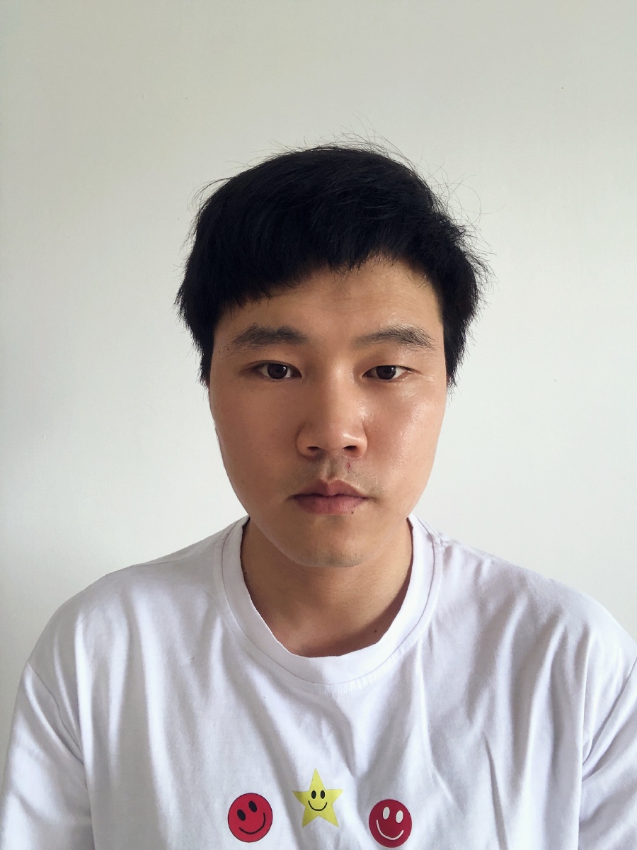 自拍证件照真麻烦下次花几块钱去店里拍