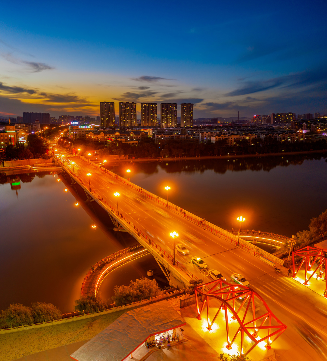 阜新市人民桥夜色美