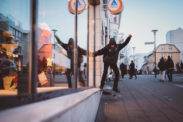001