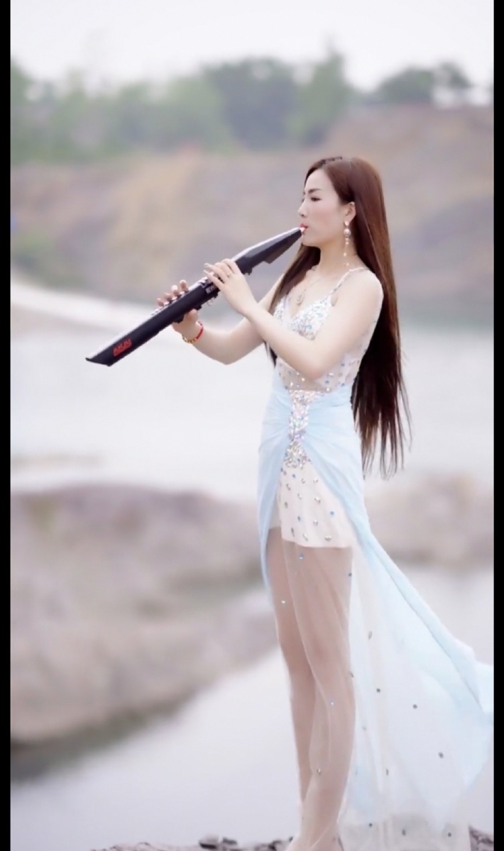 潇洒飘逸神韵万千电吹管之声令人陶醉