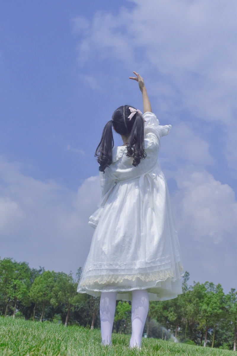 学校里拍摄的一组照片可爱的女孩子