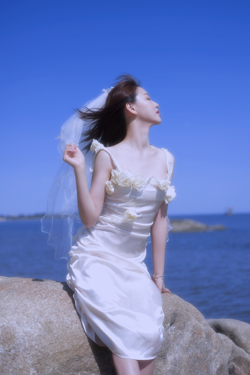 单人婚纱少女写真唯美写真