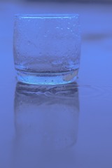 1748512