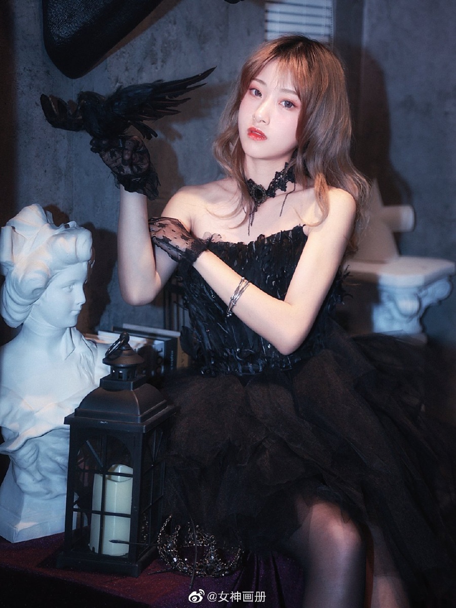 换装体验馆哥特公主暗黑禁欲风67676767