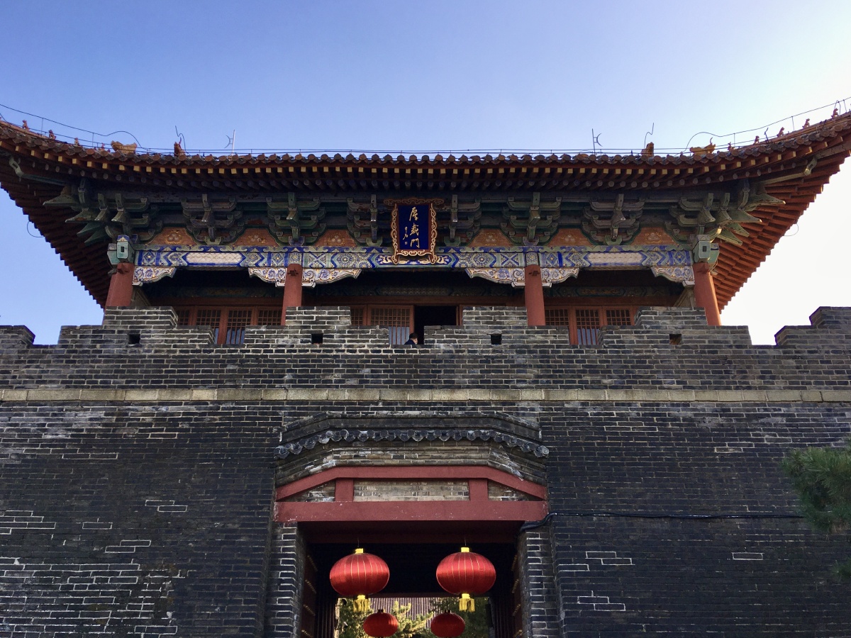 岱庙北门厚载门