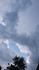 527652