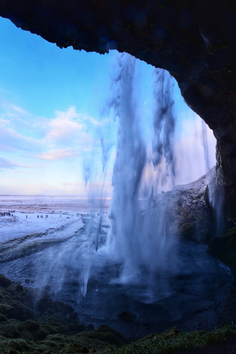 蓝色瀑布.可惜那天下雨,没有拍到火瀑布,这个蓝调也美.