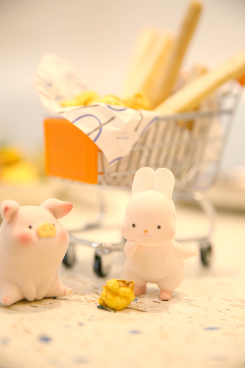 全世爱吃喝的猪兔