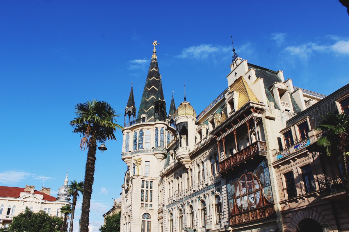 巴统欧洲广场天文钟格鲁吉亚的巴统度假的好地方09