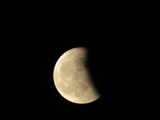 112610