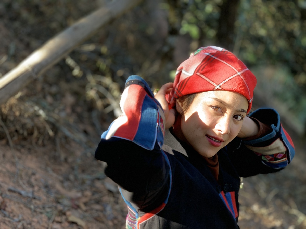 生命的意义在于人与人的相互照亮西双版纳哈尼族姑娘