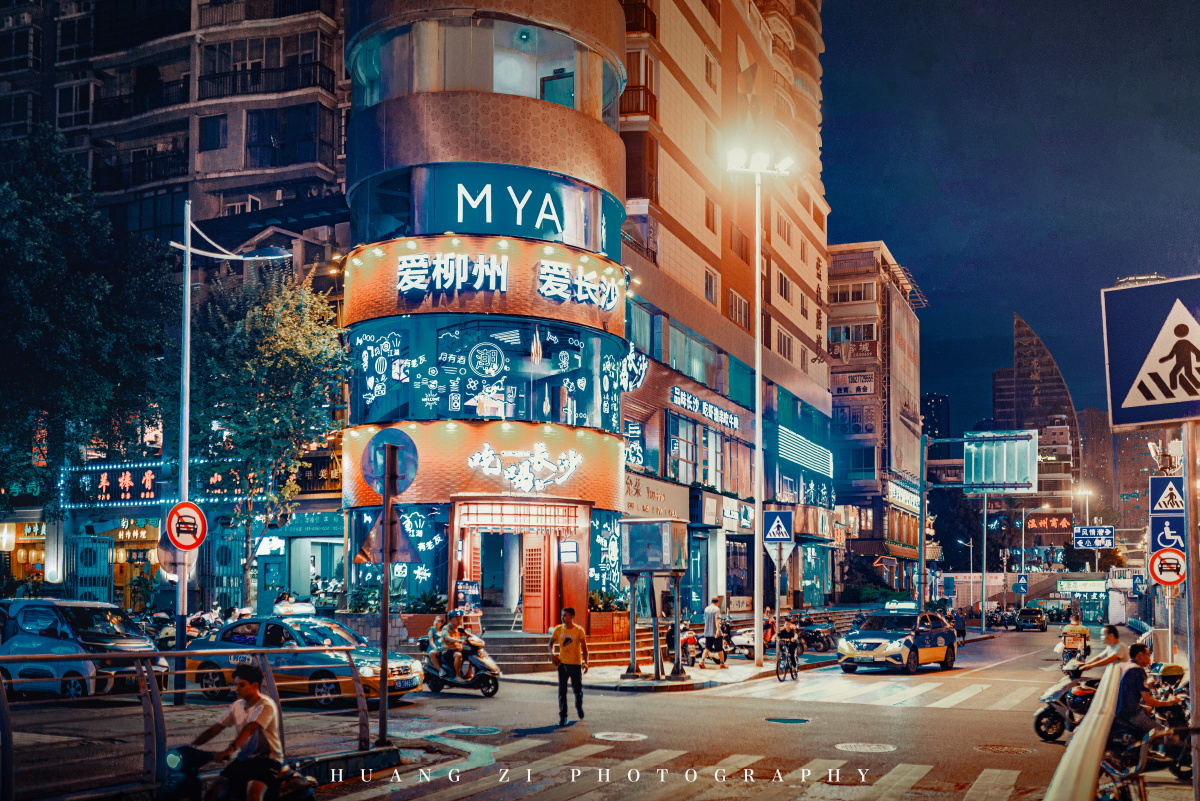 柳州五星街青云街道柳江大桥夜景