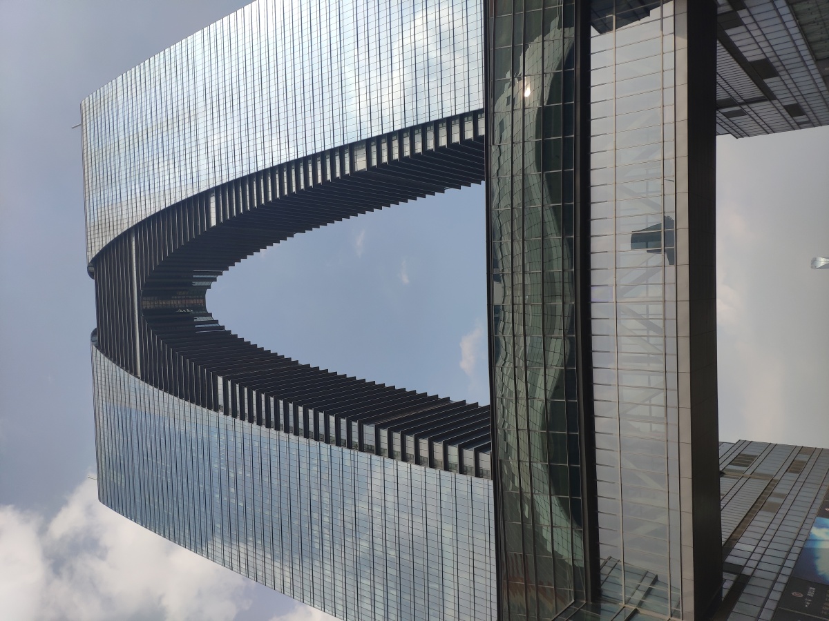 东方之门thegateoftheorient位于江苏省苏州市工业园区星港街199号地