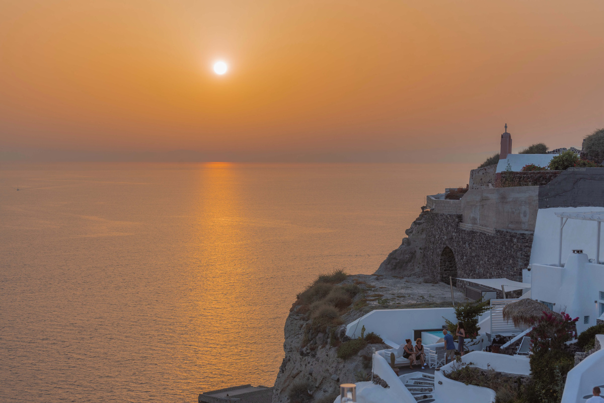 珠海黄药师9992020年9月9日1211关注伊亚小镇的落日希腊圣托里尼岛