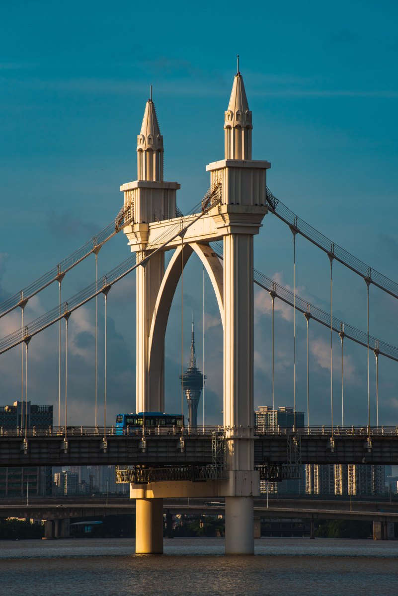 桥塔晨曦 - 珠海黄药师999 - 图虫