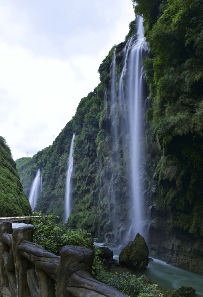 兴义马岭河峡谷岩石瀑布