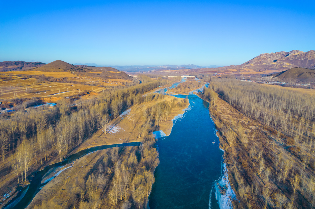 冬晨的大凌河水汽袅袅仙气飘飘美成了童话