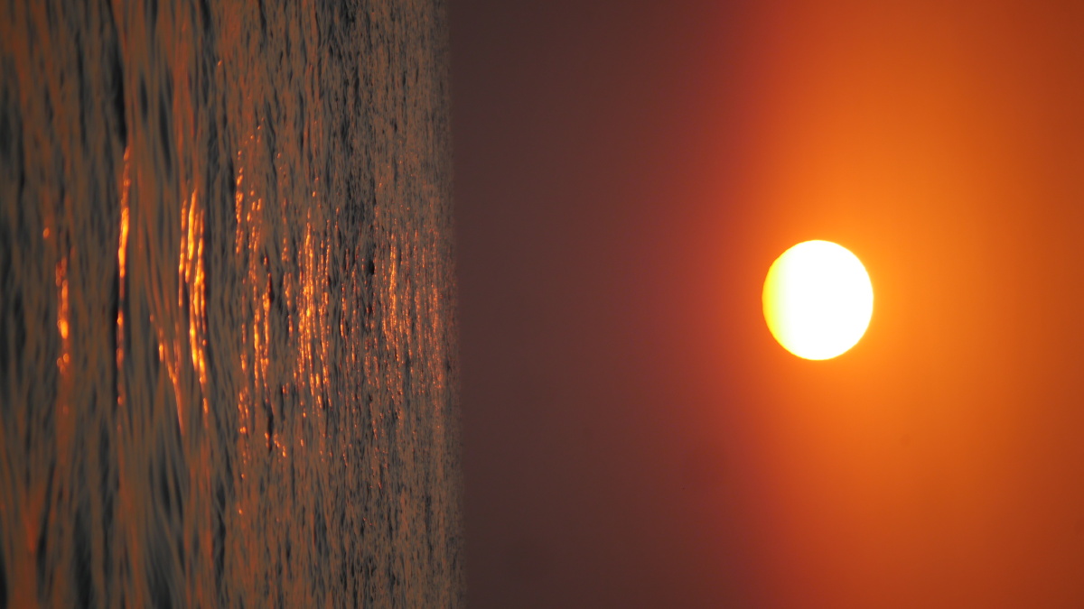 日落太阳无尽光芒