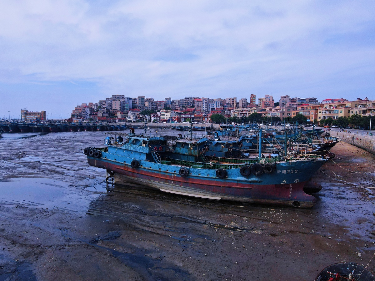 美丽着魅力的渔港小镇