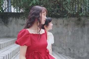 172810