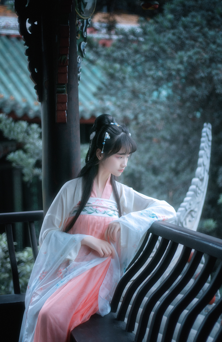 游园惊梦汉服人像