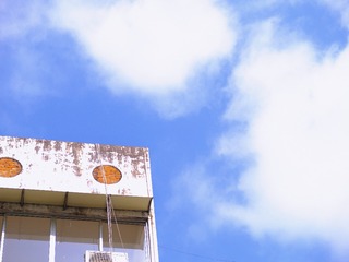 D42A0418-4333-475E-BA56-277E2EF0566F/L0/001