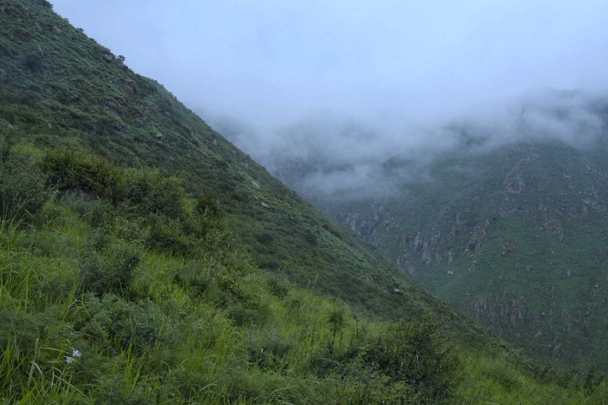 探访神秘美丽睡美人山