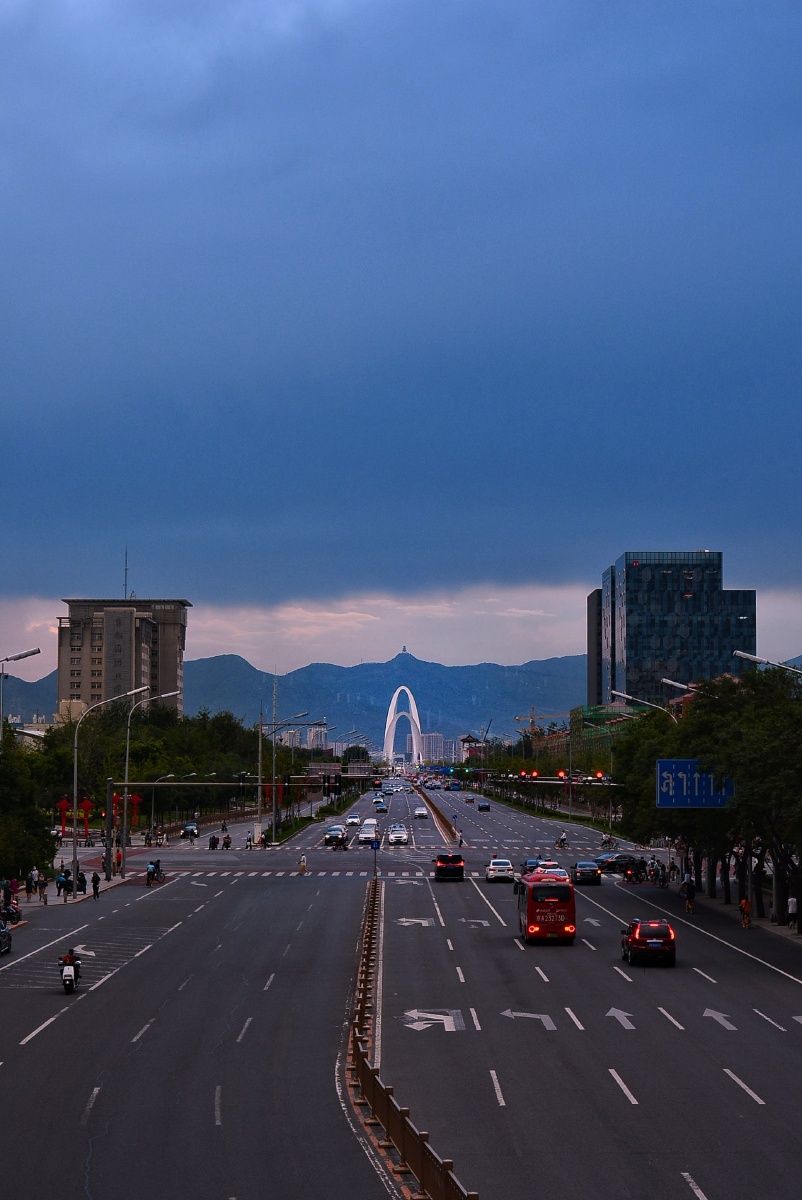 北京石景山古城路口