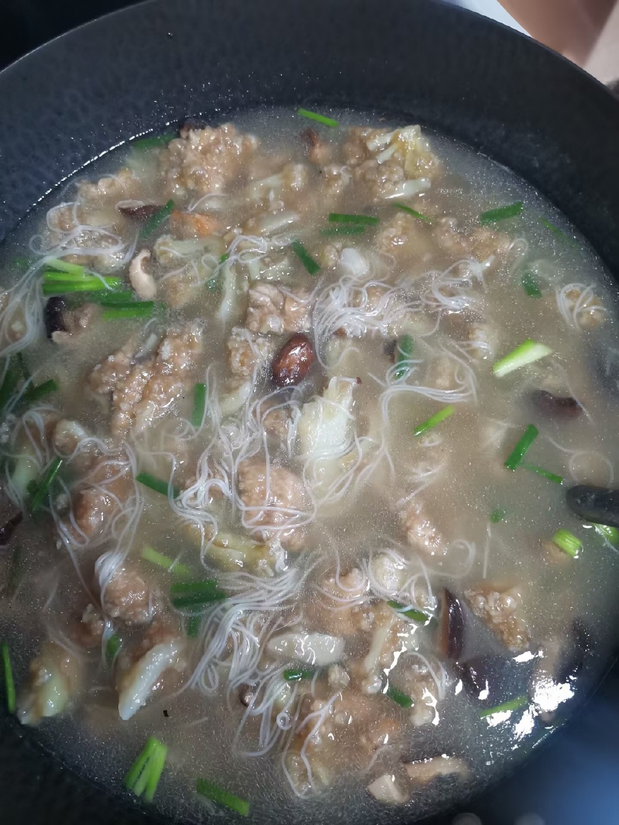 铁锅美味一地瓜粉团