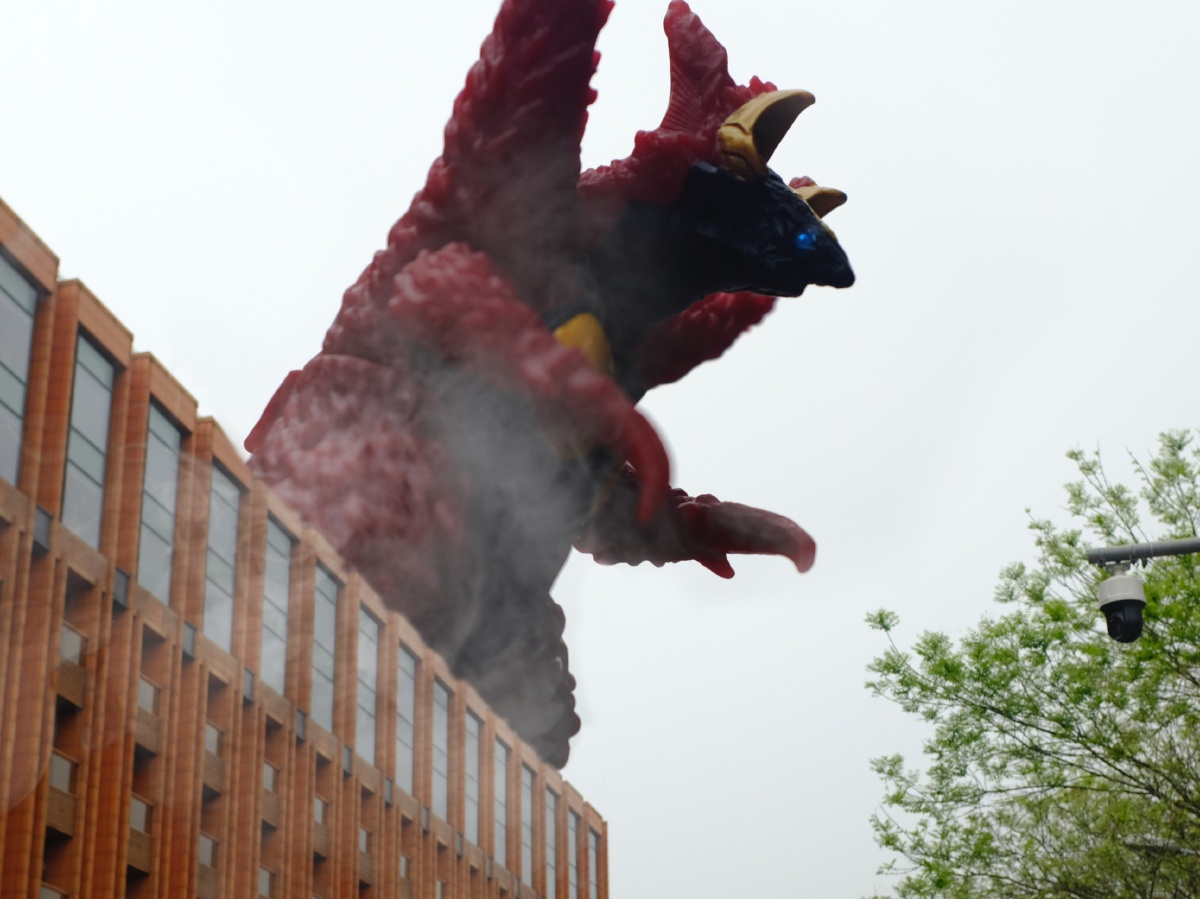 王府井偶遇杰庞顿(国内万代泽塔系列软胶对决开售啦)