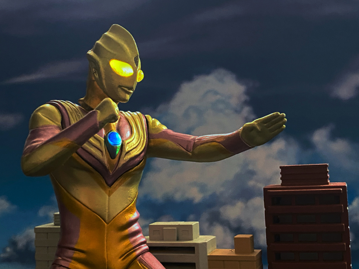 致以辉煌的人们闪耀迪迦发光扭蛋