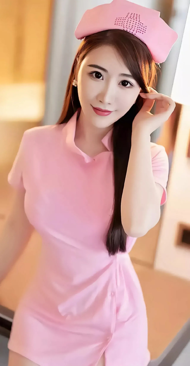 我医疗中心要是这样美女护士估计会乱糟糟哈哈哈