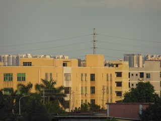 3193571