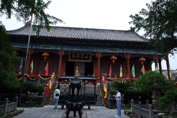 12011