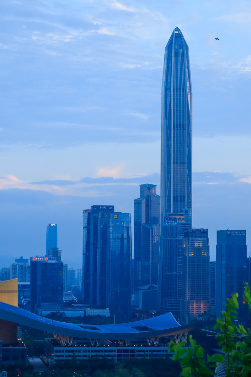 2020年国庆,普天同乐.蓝调下的市民中心很美