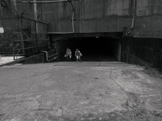 968732