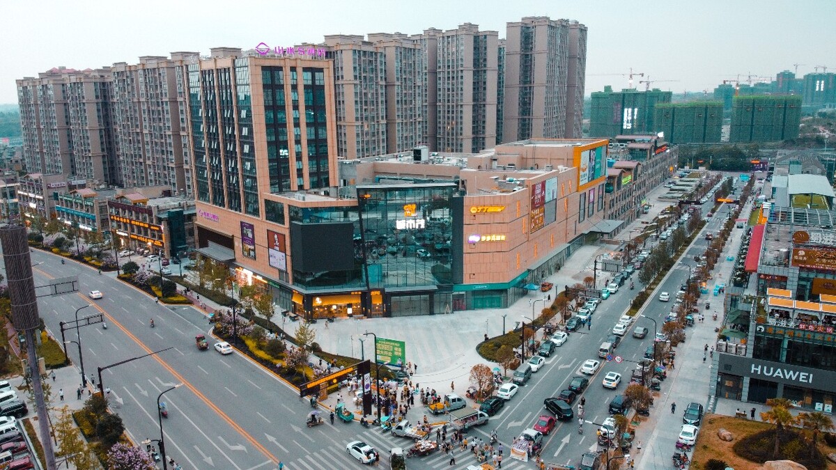 五馆.资中会发展的越来越好