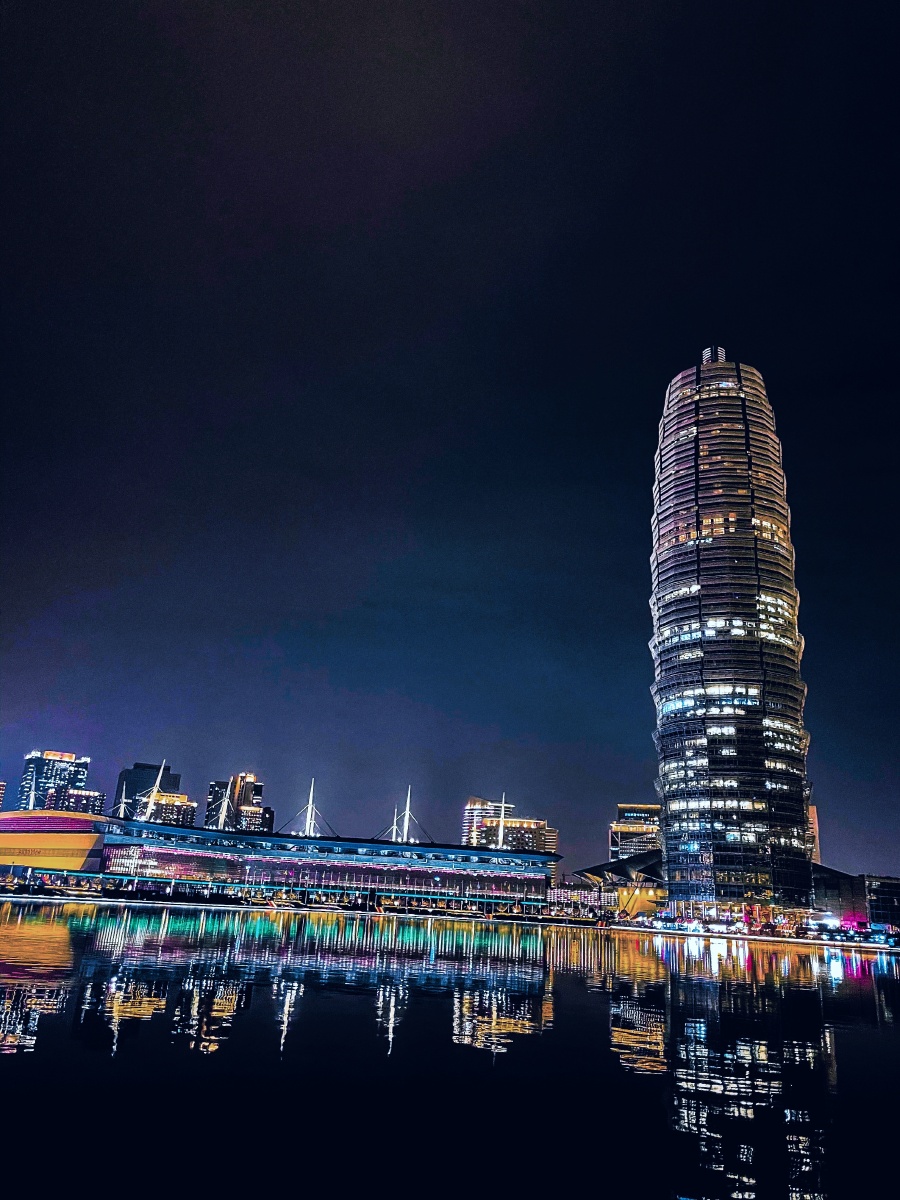 郑州国际会展中心夜景