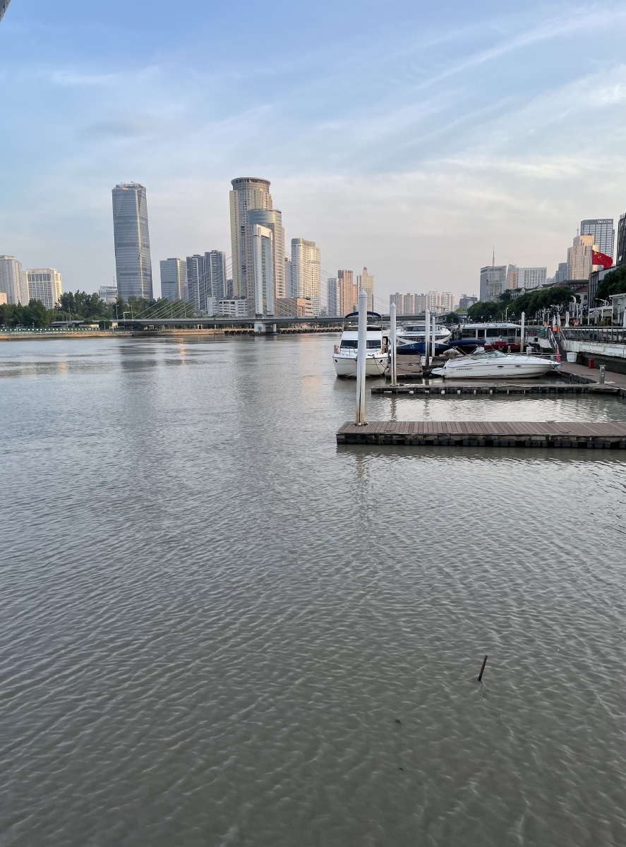 宁波外滩三江口