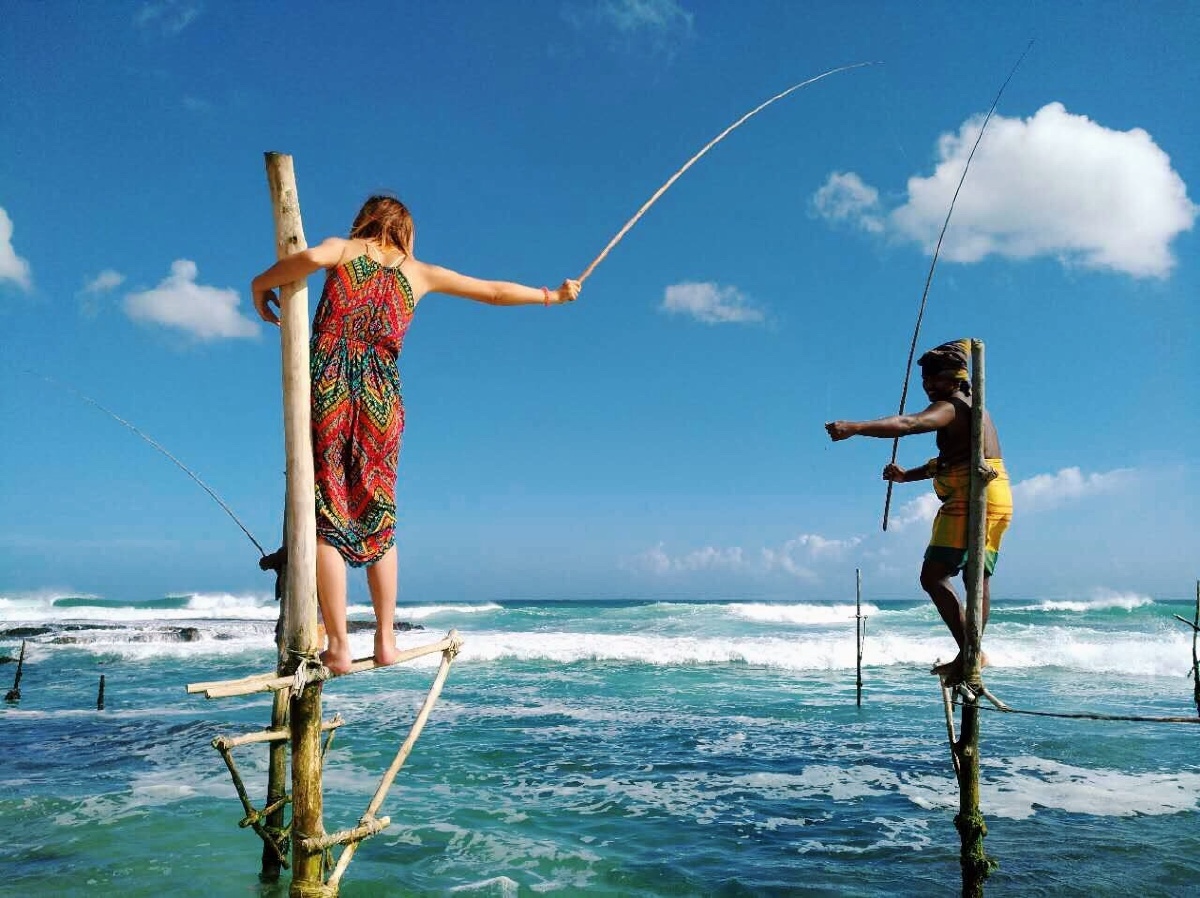 世界上最牛的钓鱼方式斯里兰卡高跷渔夫