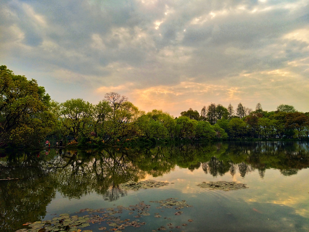 三潭岛拍摄于浙江杭州西湖