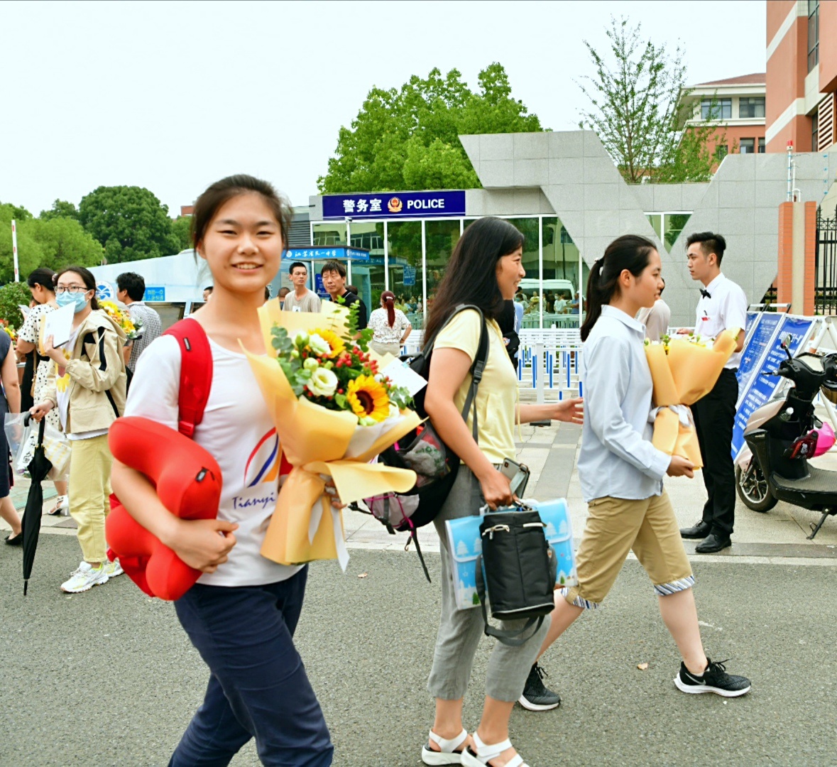 祝莘莘学子金榜题名70