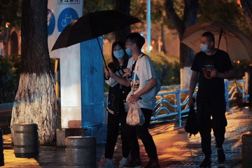 B0873A3E-8706-45F7-8CA8-C2CA234361A7/L0/001